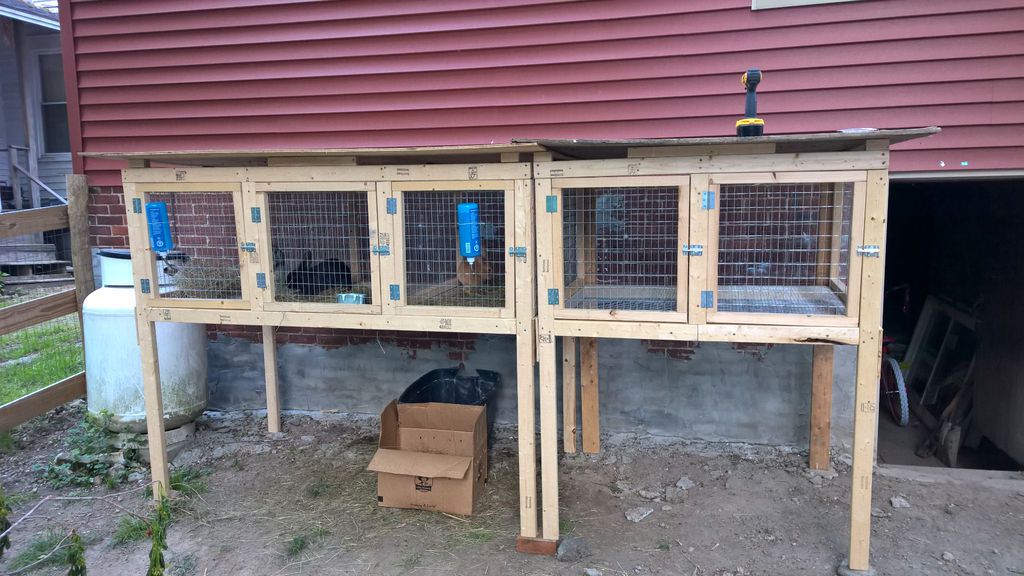 How to build a rabbit hutch