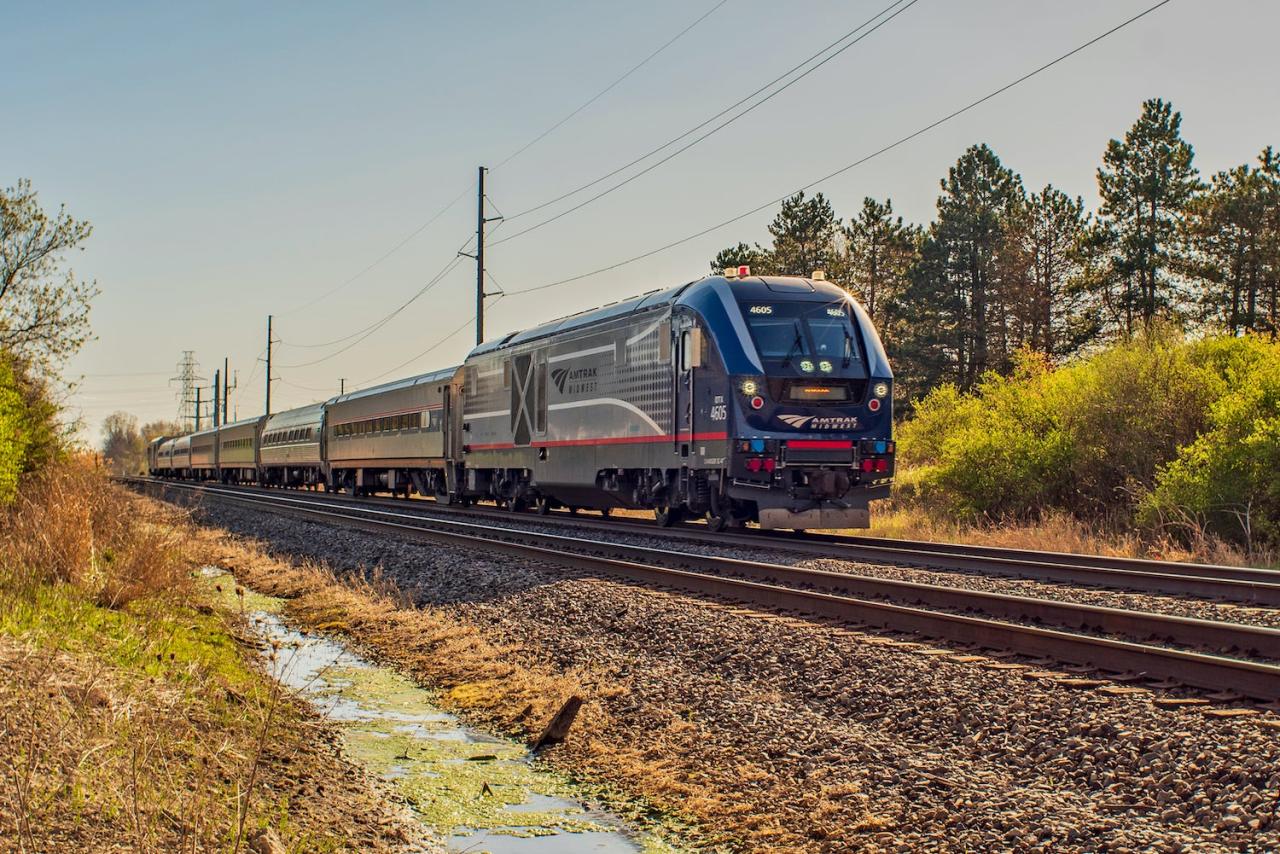 Why trains are great for travelers who want to reduce their carbon ...