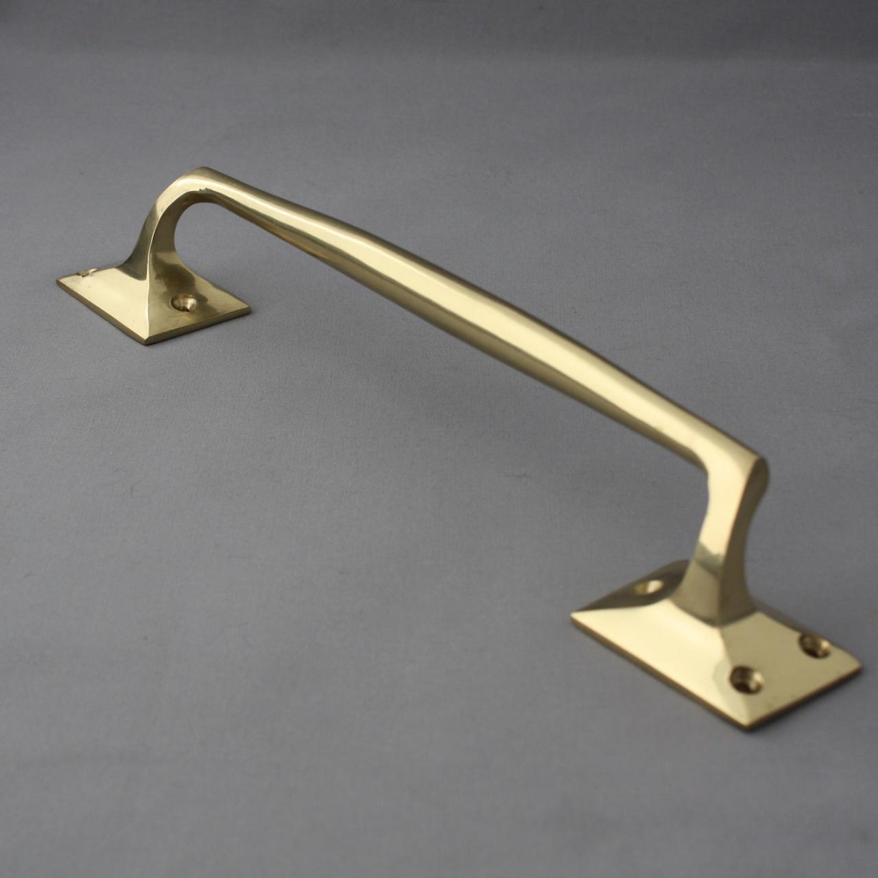 How to handle sheep during lambing