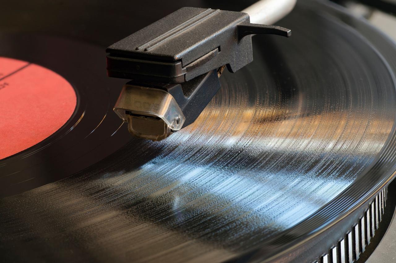 How to Clean Vinyl Records How to Clean Vinyl Records